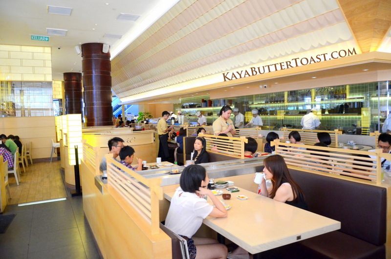 A HAPPY DAY OUT AT GURNEY PARAGON (17)